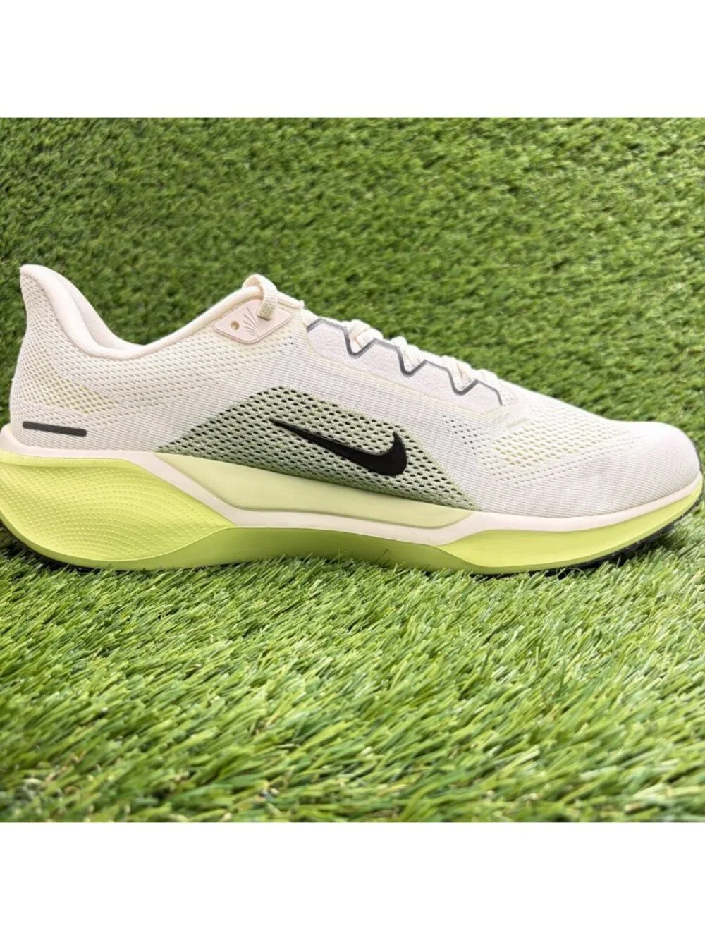 Nike Air Zoom Pegasus 41 Mens Size 13 Ivory Athletic Road Running Shoes Sneakers
